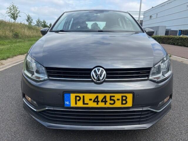 Volkswagen POLO 1.2 TSI Comfortline Business R