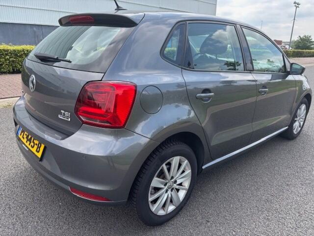 Volkswagen POLO 1.2 TSI Comfortline Business R