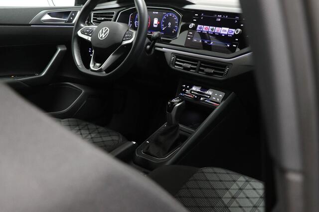 Volkswagen POLO 1.0 TSI R-Line | DIGITAL COCKPIT PRO | IQ LIGHT | DAB | APPLE