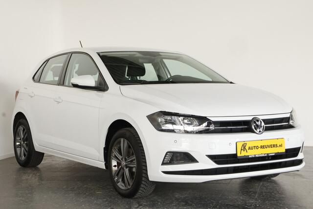 Volkswagen POLO 1.0 MPI Edition / Navi / LMV / Clima / PDC / Stoelverwarming