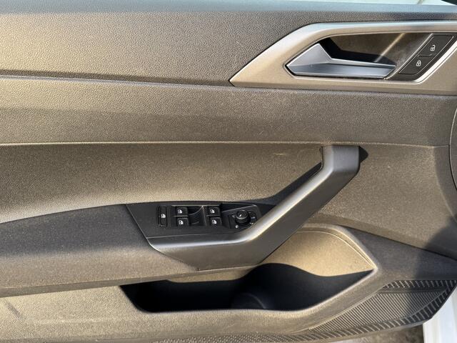 Volkswagen POLO 1.0 TGI 90pk Comfortline Business Climate Control Stoelverwarming Navigatie LED koplampen