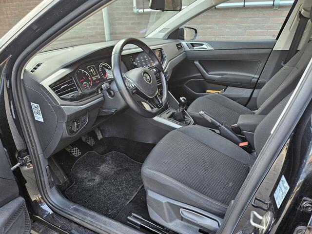 Volkswagen POLO 1.0 MPI Comfortline R-line