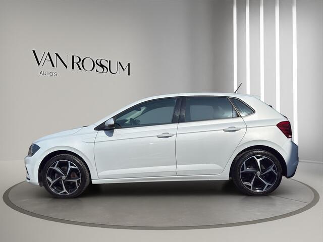 Volkswagen POLO 1.0 MPI Comfortline | Navi | Airco (automatisch) | Verwarmde voorstoelen | Camera | Parkeersensors V+A | 5Drs |