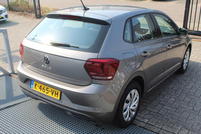 Volkswagen POLO 1.0 TSI Highline Automaat/Virtual cockpit/Adaptive cruise control/Parkeersensoren rondom/Apple carplay/DAB/Airco.