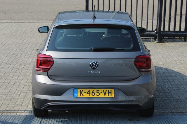 Volkswagen POLO 1.0 TSI Highline Automaat/Virtual cockpit/Adaptive cruise control/Parkeersensoren rondom/Apple carplay/DAB/Airco.