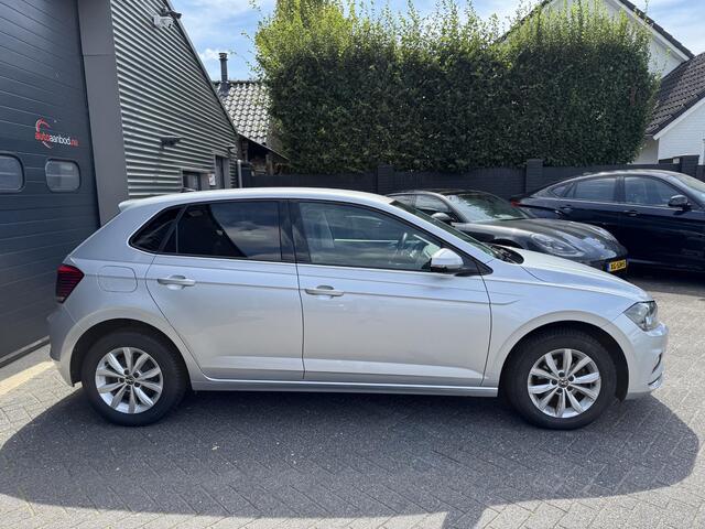 Volkswagen POLO 1.0 TSI DSG Highline Business R | Camera | DAB | Carplay | Lichtmetalen Velgen | Climate Control |