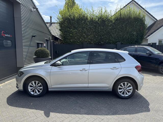 Volkswagen POLO 1.0 TSI DSG Highline Business R | Camera | DAB | Carplay | Lichtmetalen Velgen | Climate Control |