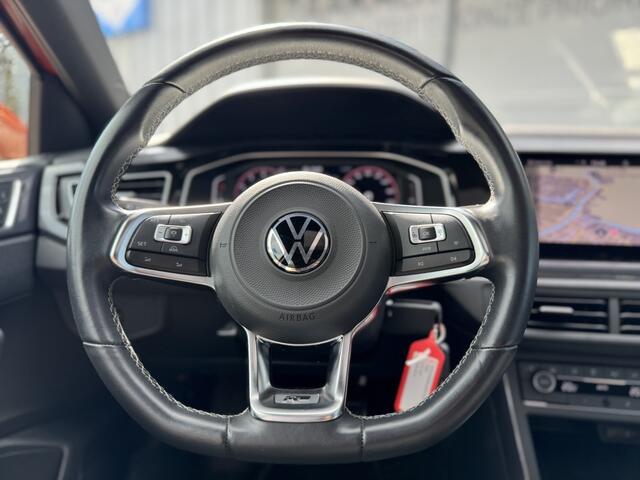Volkswagen POLO 1.0 TSI Highline Business R | Panoramadak | Virtual | Beats