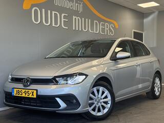 volkswagen-polo-1.0-navi-parkeersen