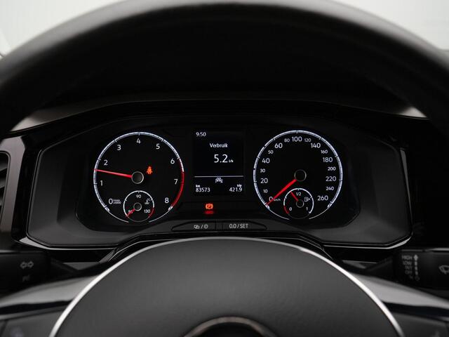 Volkswagen POLO 1.0 TSI 95 pk R-Line Edition | Achteruitrijcamera | Navigatie via Apple Carplay / Android Auto | Adaptive Cruise | DAB radio | 16 inch
