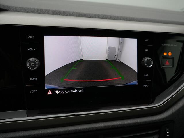 Volkswagen POLO 1.0 TSI 95 pk R-Line Edition | Achteruitrijcamera | Navigatie via Apple Carplay / Android Auto | Adaptive Cruise | DAB radio | 16 inch
