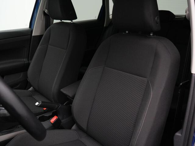 Volkswagen POLO 1.0 TSI 95 pk R-Line Edition | Achteruitrijcamera | Navigatie via Apple Carplay / Android Auto | Adaptive Cruise | DAB radio | 16 inch