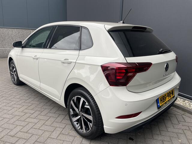 Volkswagen POLO 1.0 TSI Life Edition Airco - Achteruitrijcamera - Parkeersensoren achter - Stuur leder - Multifunctioneel stuurwiel - Cruise control - Climate control - Stoelverwarming - Apple carplay -