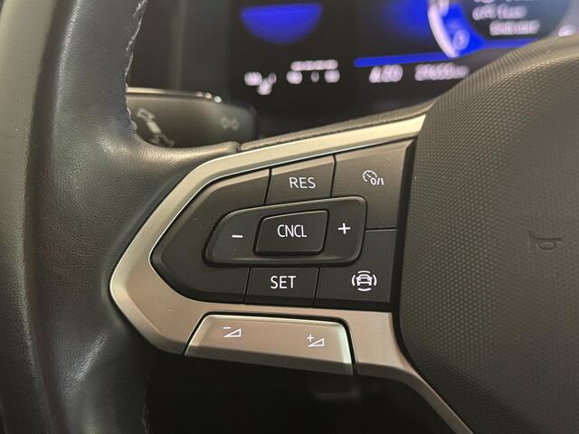 Volkswagen POLO 1.0 Stoelverwarming/Parkeersensoren/Navi