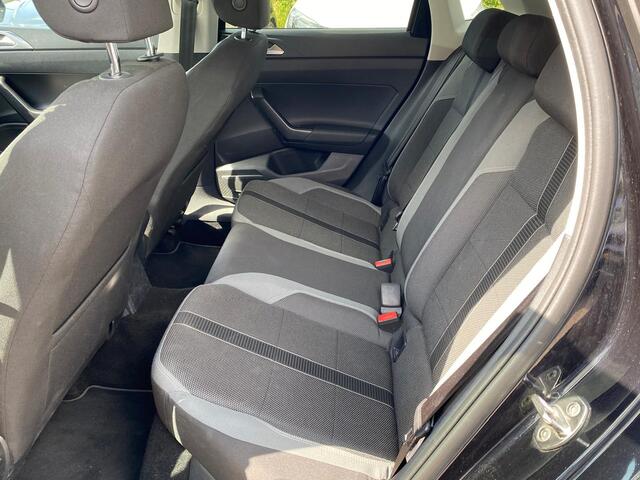 Volkswagen POLO 1.0 TSI Highline / Navi / CarPlay / ACC / DAB / Trekhaak