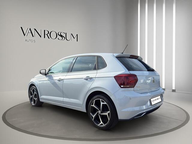 Volkswagen POLO 1.0 MPI Comfortline | Navi | Airco (automatisch) | Verwarmde voorstoelen | Camera | Parkeersensors V+A | 5Drs |