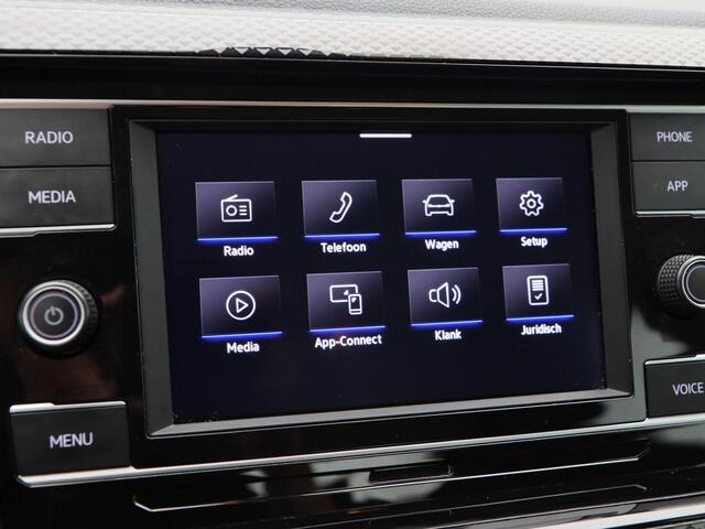 Volkswagen POLO 1.0 TSi Life | Adaptive Cruise | Carplay | Camera | Sensoren | Airco | Digitaal Dashboard | 15 Inch | 37.154 Km!