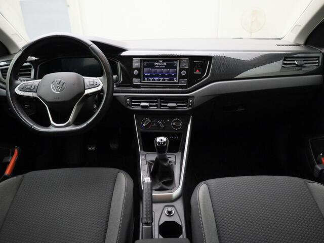 Volkswagen POLO 1.0TSI/95PK Life · App connect · Parkeersensoren · LED · Garantie tot november 2025 of 100.000km
