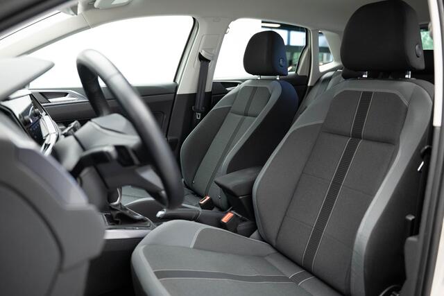 Volkswagen POLO 1.0 TSI Highline |Carplay|Park. sensoren|Stoelverwarming|