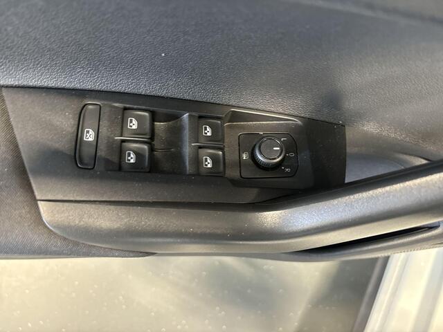 Volkswagen POLO 1.0 TSI 95pk Comfortline · Apple/Android Car Play · R-line Exterieur · Navigatie · Airco · DAB · ACC · Getint Glas · Alarm · 15'' Inch ·
