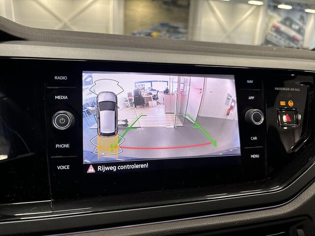Volkswagen POLO 1.0 TSI 95pk DSG R-Line · Apple/Android Car Play · Camera · P-Sensoren · Getint Glas · 16'' Inch · Garantie t/m 24-11-2028 of 100.000km