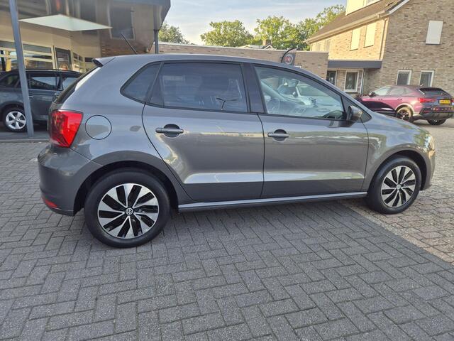 Volkswagen POLO 1.0 Comfortline Edition