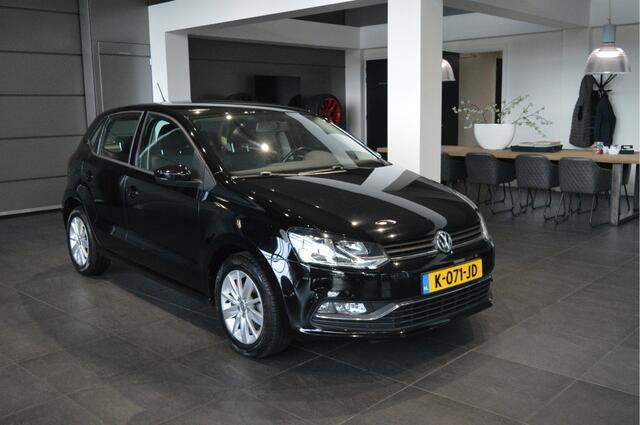 Volkswagen POLO 1.0 Comfortline navi clima pdc lichtmetaal 75 pk !!