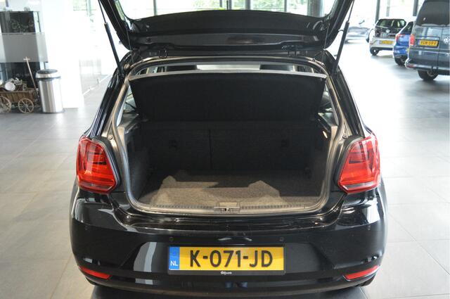 Volkswagen POLO 1.0 Comfortline navi clima pdc lichtmetaal 75 pk !!