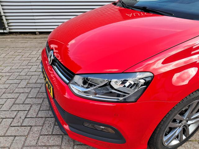 Volkswagen POLO met 72.530 km!!! 1.2 TSI Comfortline Business R-line met schuif/kanteldak | Clima | Cruise control | LM Velgen | Navigatie | RIJKLAARPRIJS INCL 12 MAANDEN GARANTIE EN BEURT