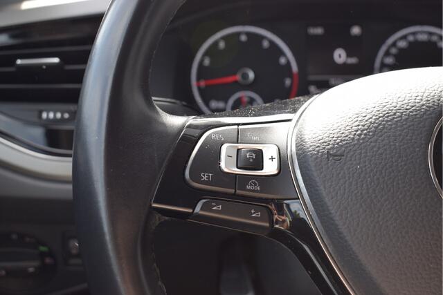 Volkswagen POLO 1.0 TSI Comfortline Adaptive cruise, Carplay,