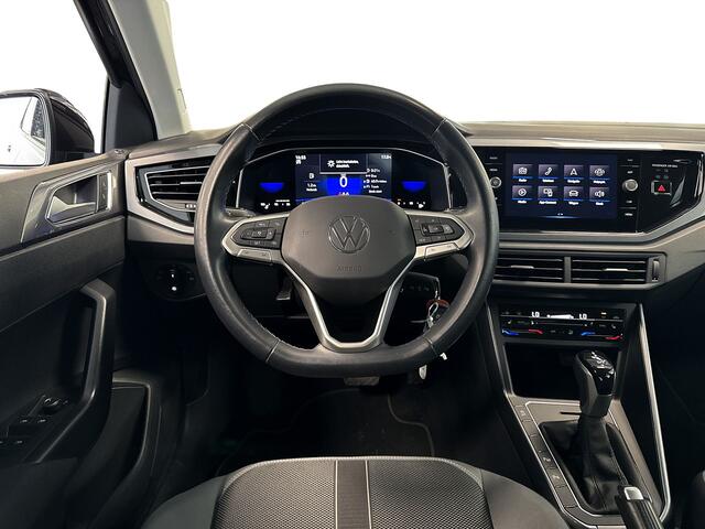 Volkswagen POLO 1.0 95pk TSI Style Adaptive Cruise Control | Parkeerassistent (Park Assist) | Voorstoelen verwarmbaar