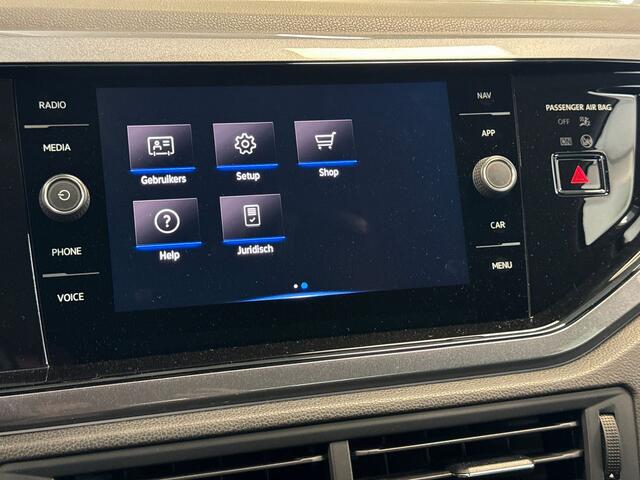 Volkswagen POLO 1.0 95pk TSI Style Adaptive Cruise Control | Parkeerassistent (Park Assist) | Voorstoelen verwarmbaar