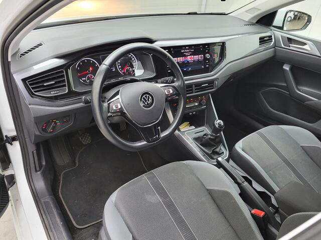 Volkswagen POLO 1.0 TSI Highline | Carplay | Adaptive Cruise | Clima | *
