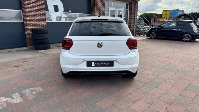 Volkswagen POLO 1.0 Comfortline Business R Clima | Cruise | Airco | PDC | Nieuwe originele Vw velgen!