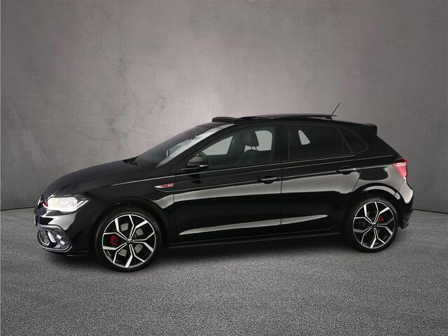 Volkswagen POLO GTI 2.0 TSI 207pk DSG Automaat Panoramadak, Adaptive cruise control, LED matrix koplampen, Achteruitrijcamera, Navigatie, Stoelverwarming, Parkeersensoren