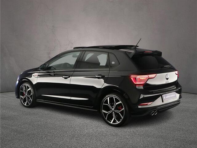 Volkswagen POLO GTI 2.0 TSI 207pk DSG Automaat Panoramadak, Adaptive cruise control, LED matrix koplampen, Achteruitrijcamera, Navigatie, Stoelverwarming, Parkeersensoren