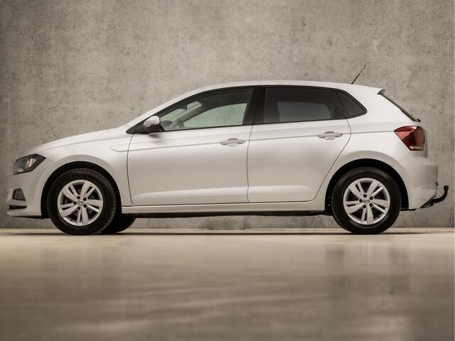 Volkswagen POLO 1.0 TSI Sportline Automaat (APPLE CARPLAY, ADAPTIVE CRUISE, TREKHAAK, SPORTSTOELEN, LM VELGEN, LED ACHTERLICHTEN, NIEUWE APK, NIEUWSTAAT)