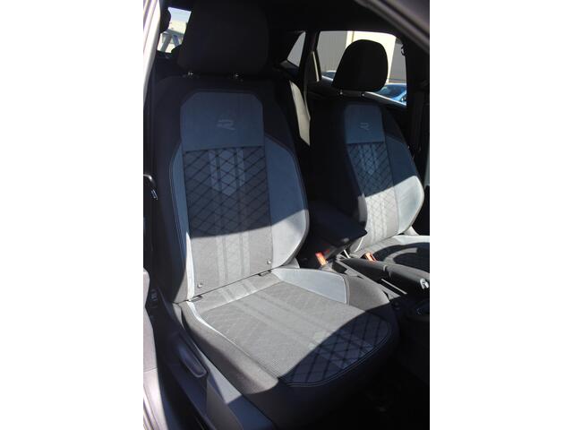 Volkswagen POLO 1.0 TSI 2x R-Line *Automaat*Navigatie/Virtual cockpit/Adaptive cruise control/Achteruitrijcamera/Parkeersensoren rondom/Apple carplay/Stoelverwarming/LED grill/IQ.light/Climate control/Draadloze telefoonlader/DAB/17''Lichtmetalen velgen.