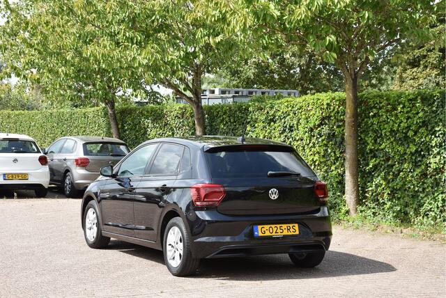 Volkswagen POLO 1.0 TSI automaat PDC Camera stoelverw. Carplay Leder NAP