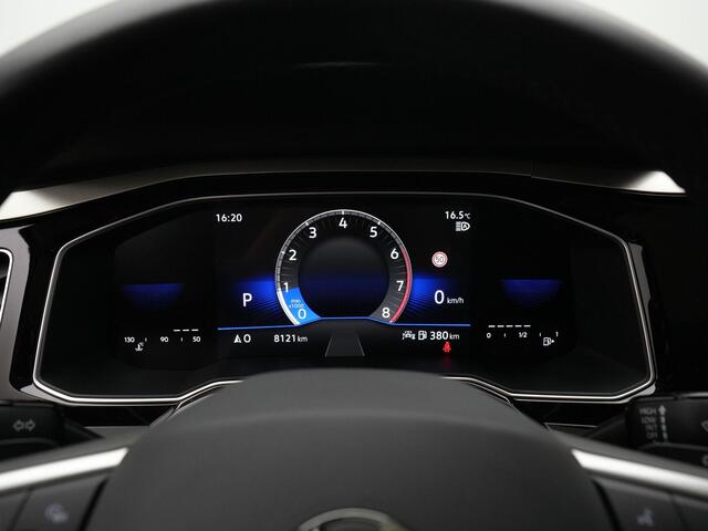 Volkswagen POLO 1.0 TSI 95 pk DSG Move | Panoramadak | Navigatie | Parkeersensoren voor/achter | Stoelverwarming