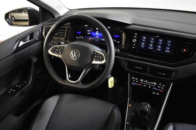 Volkswagen POLO 1.0 POLO LIFE VIRTUAL/PDC/CARPLAY