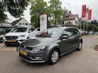 volkswagen-polo-1.0-comfortline-5-d