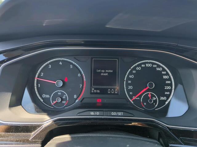 Volkswagen POLO 1.0 TSI Automaat | Highline Business R | Binnenkort beschikbaar |