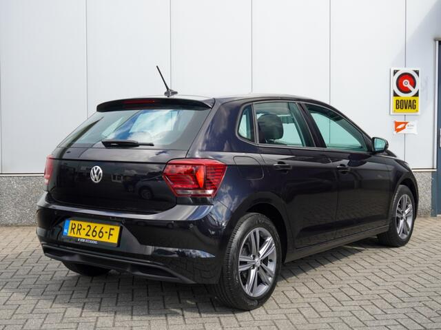 Volkswagen POLO 1.0 TSI Comfortline Automaat | CarPlay | Park.sensoren | Navigat