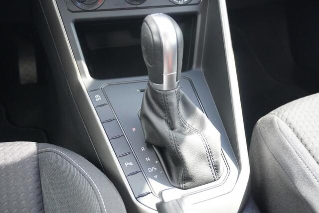 Volkswagen POLO 1.0 TSI Comfortline Automaat | CarPlay | Park.sensoren | Navigat