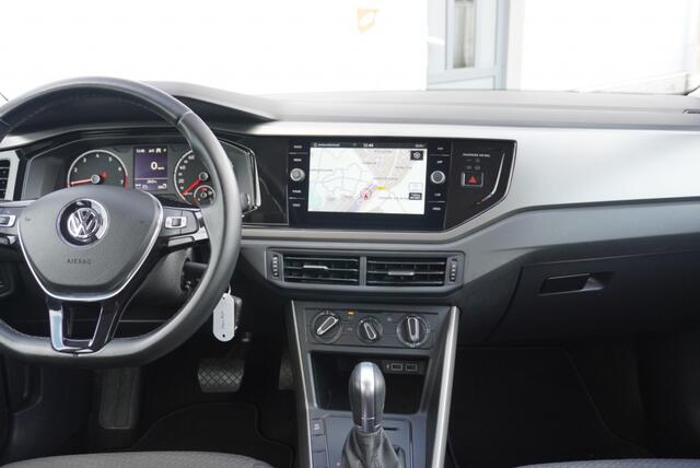 Volkswagen POLO 1.0 TSI Comfortline Automaat | CarPlay | Park.sensoren | Navigat