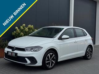 volkswagen-polo-1.0-tsi-life-m2023-