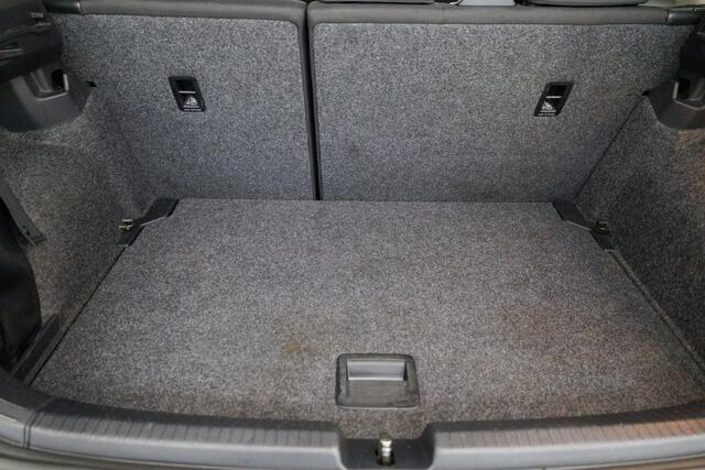 Volkswagen POLO 1.0 TSI Highline 116PK Adative Cruise | App-connect | Stoelverwarming Climate control, Privacy glas, PDC v+a