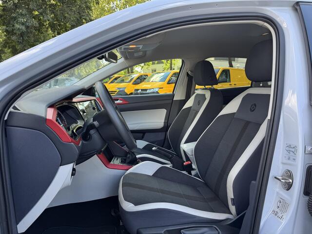 Volkswagen POLO 1.0 TSI Highline Beats! (Camera,Carplay,Clima,Acc)