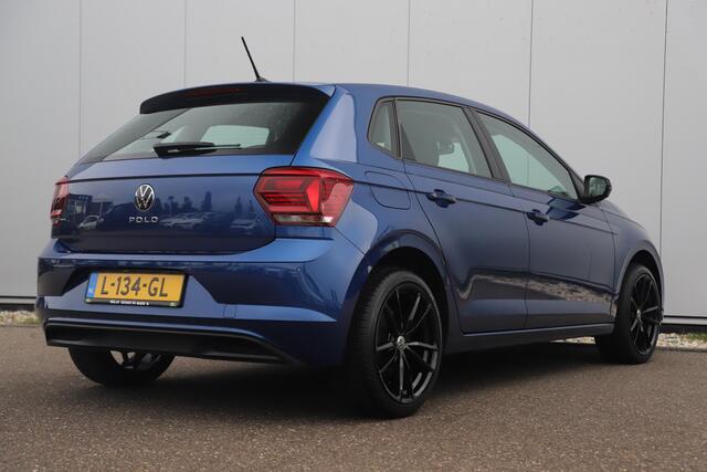 Volkswagen POLO 1.0 TSI Comfortline Business 95PK Navigatie Carplay Android Climate Control Adaptive Cruise 17 inch Pretoria Zwarte Velgen Parkeersensor